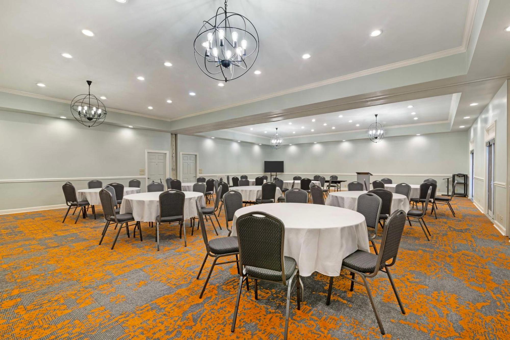 Best Western Plus St. Simons St. Simons Island Exterior photo
