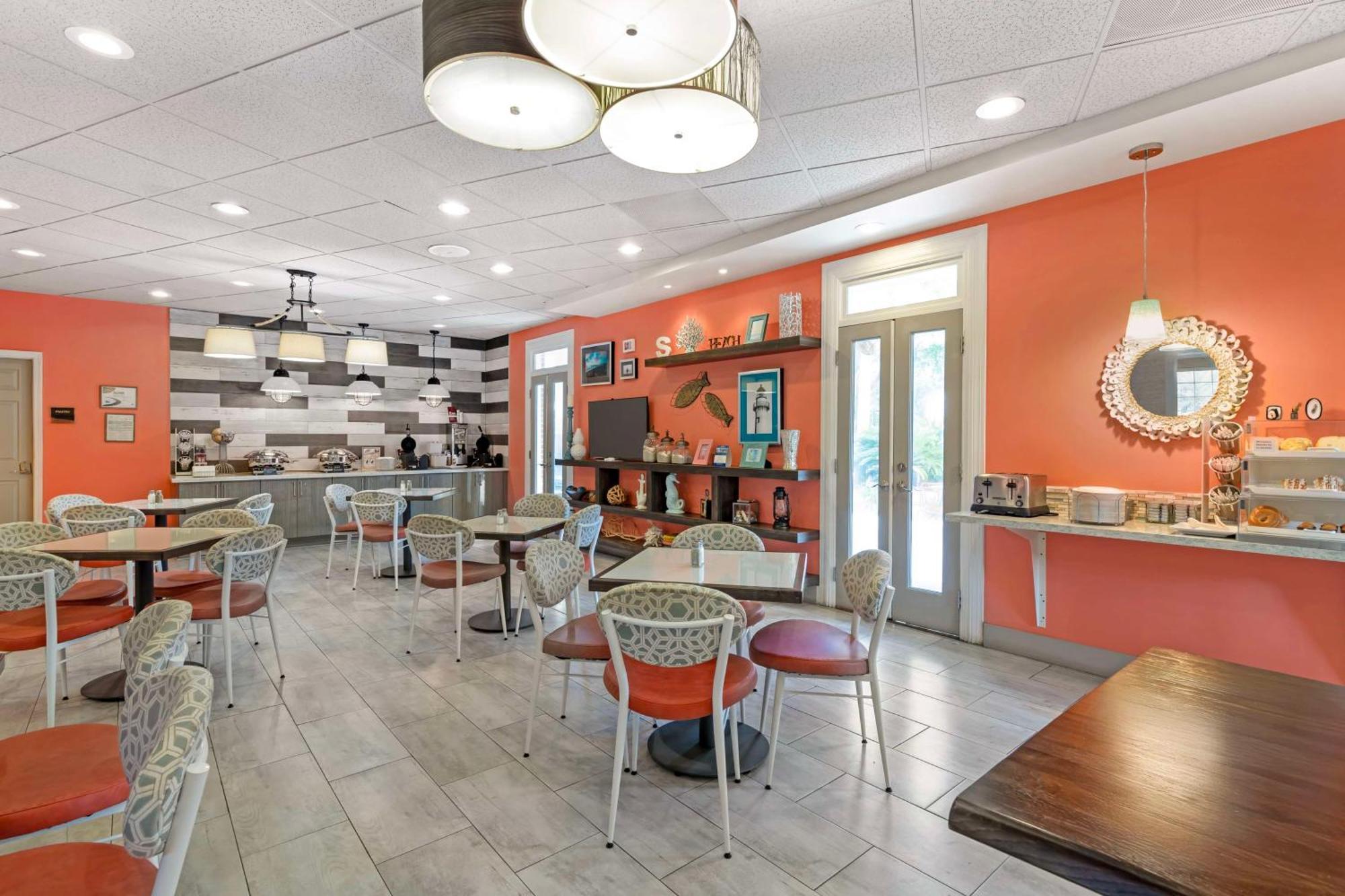 Best Western Plus St. Simons St. Simons Island Exterior photo